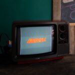 山国きのたんく設置のブラウン管テレビのクロースアップ
