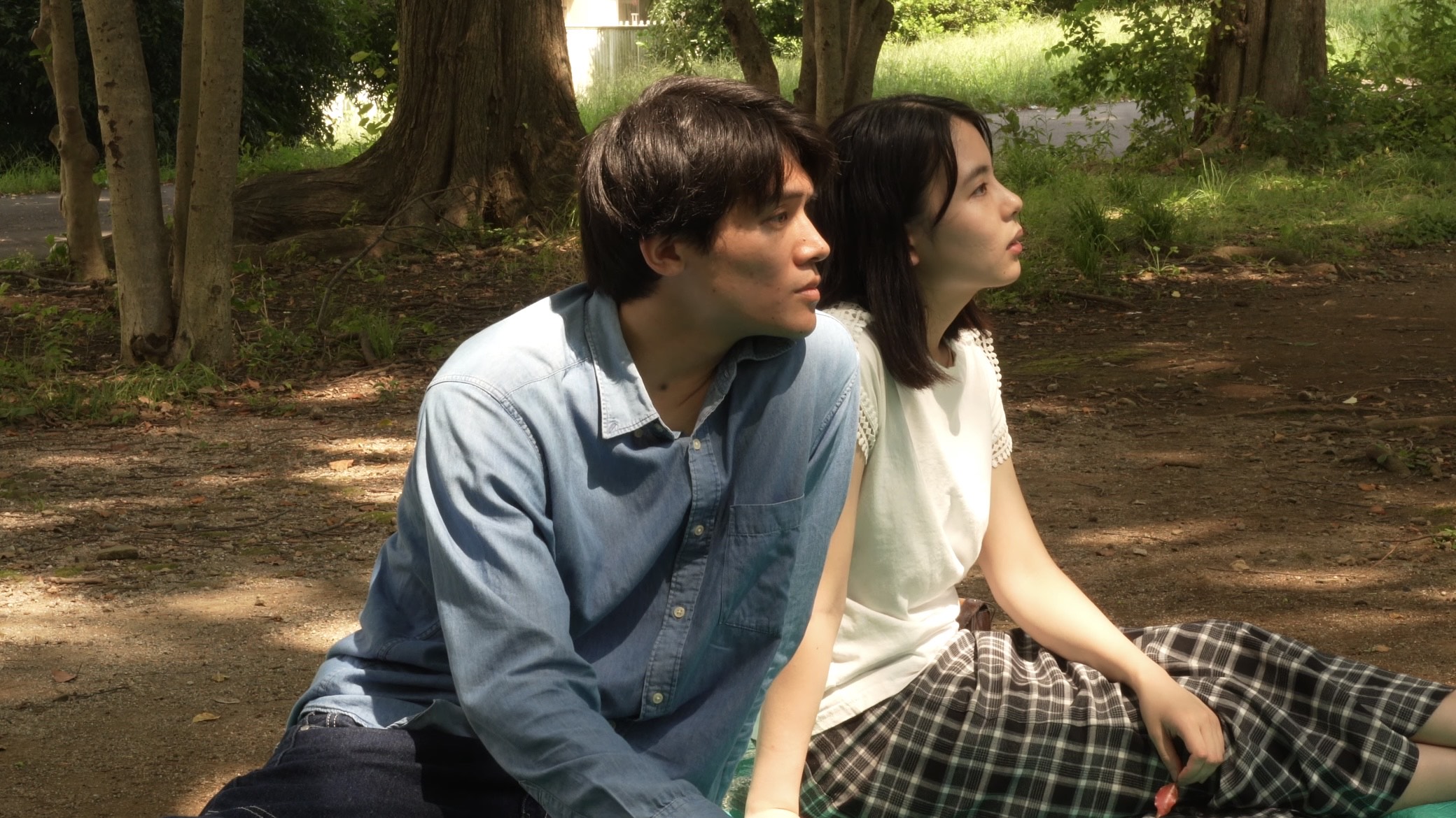 そこにいる人間を見つめる＿楠城昇馬監督作『あるきはじめて』『何も知らない』